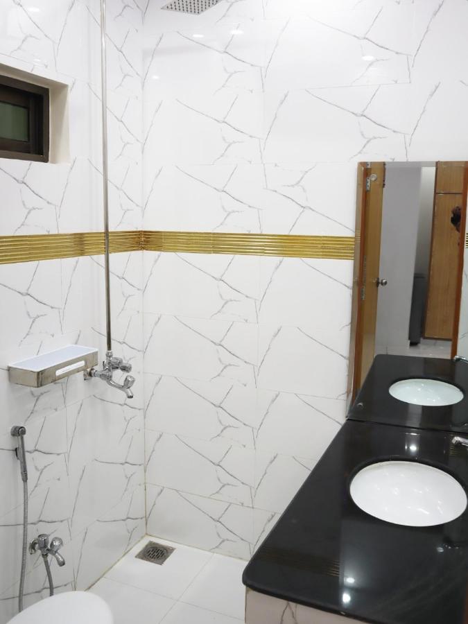 Hotel Orange One Лахор Экстерьер фото
