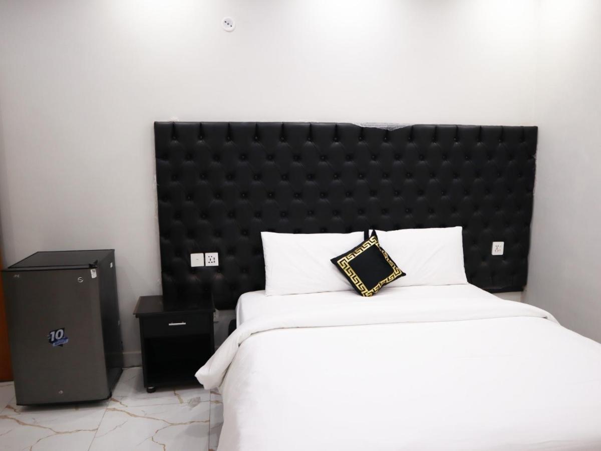 Hotel Orange One Лахор Экстерьер фото