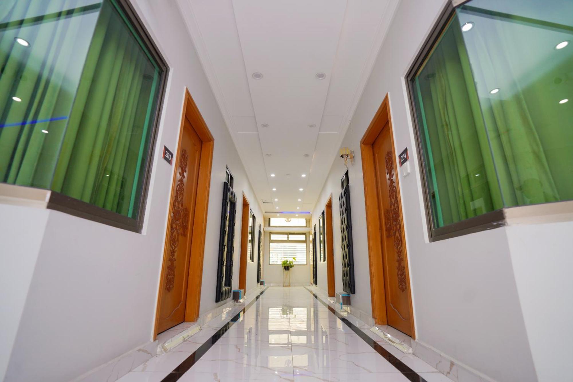 Hotel Orange One Лахор Экстерьер фото